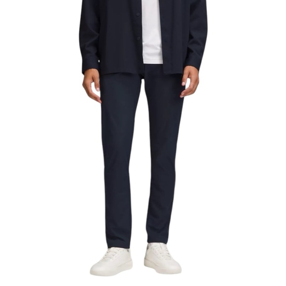 NWOT Men’s Lululemon Commission Classic-Fit Pant 30”W/32”L in True Navy - Picture 1 of 10